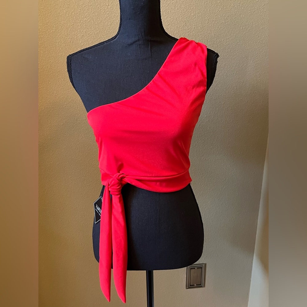 Zaful red crop top, one shoulder with front tie knot. NWT Size Small